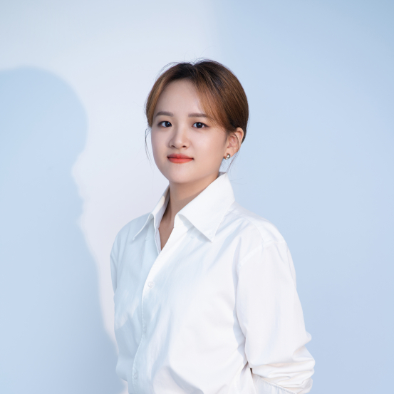 李佳宁